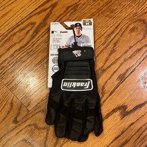 NWT MLB Franklin Cfx Pro Baseball Gloves Size M